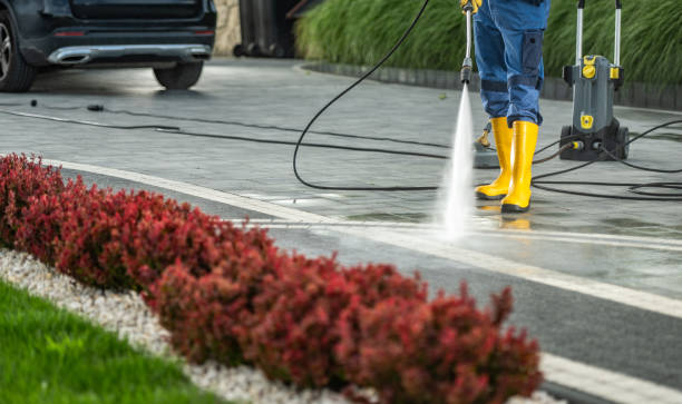 Best Deck Pressure Washing  in Gilbert, MN